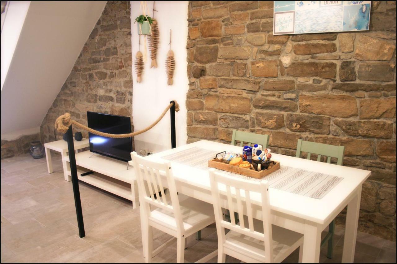 Casa Vacanze Enjoy Pirano エクステリア 写真