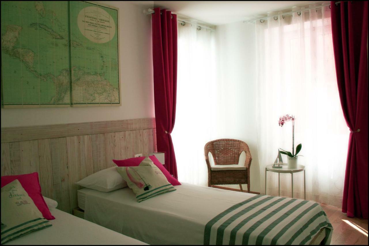 Casa Vacanze Enjoy Pirano エクステリア 写真