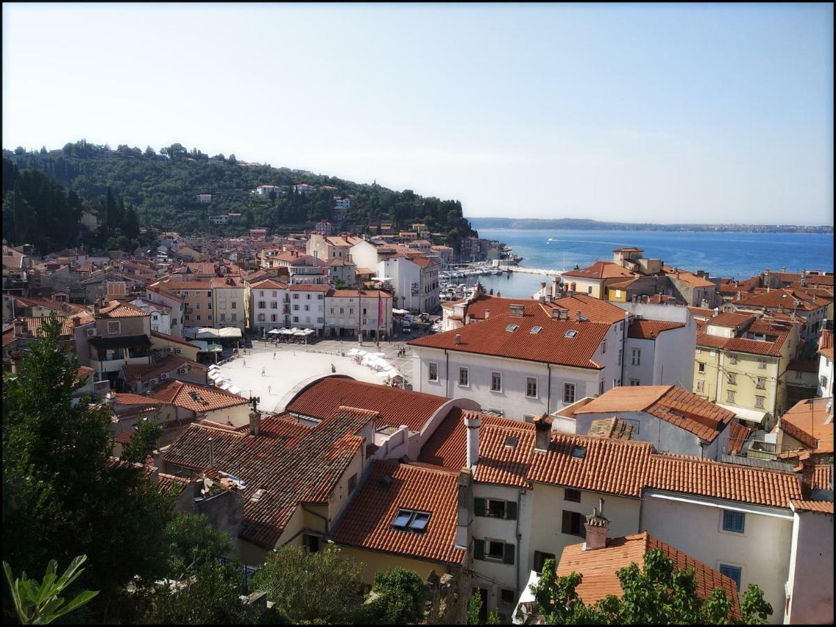 Casa Vacanze Enjoy Pirano エクステリア 写真